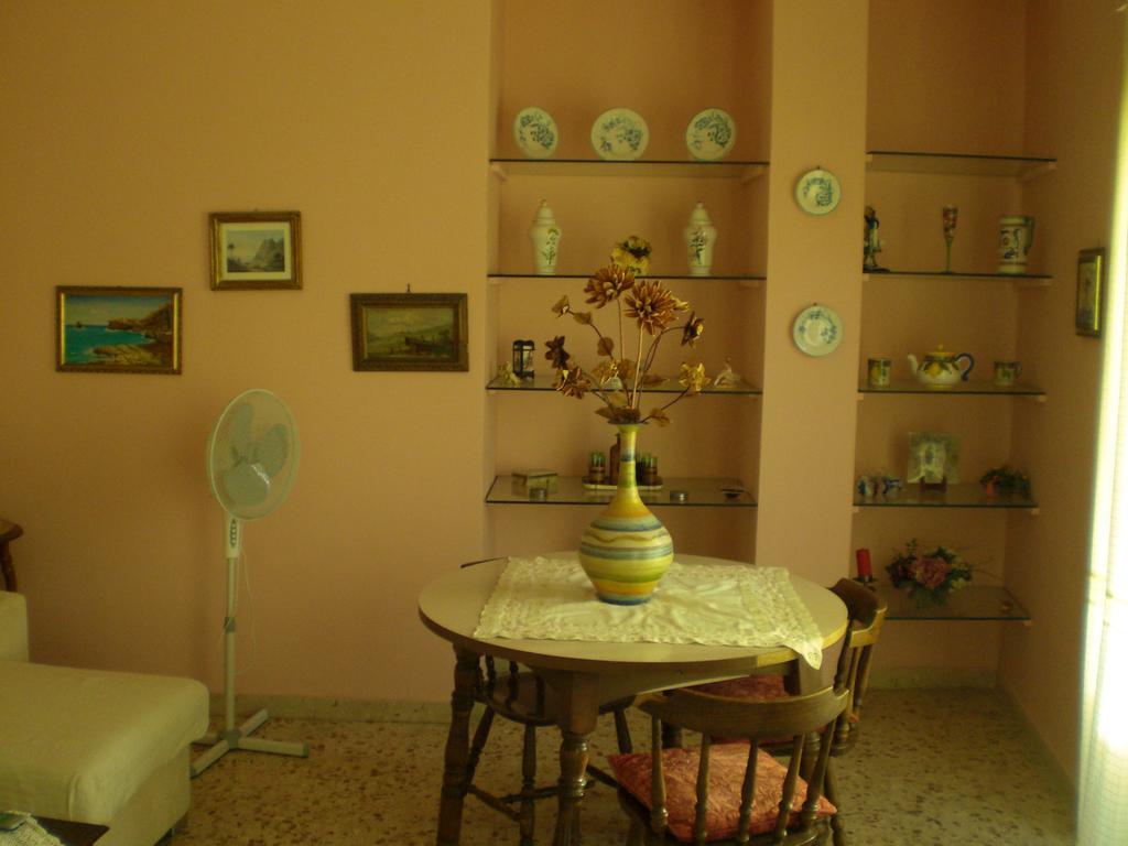 Theokles Apartment Taormina Exteriör bild