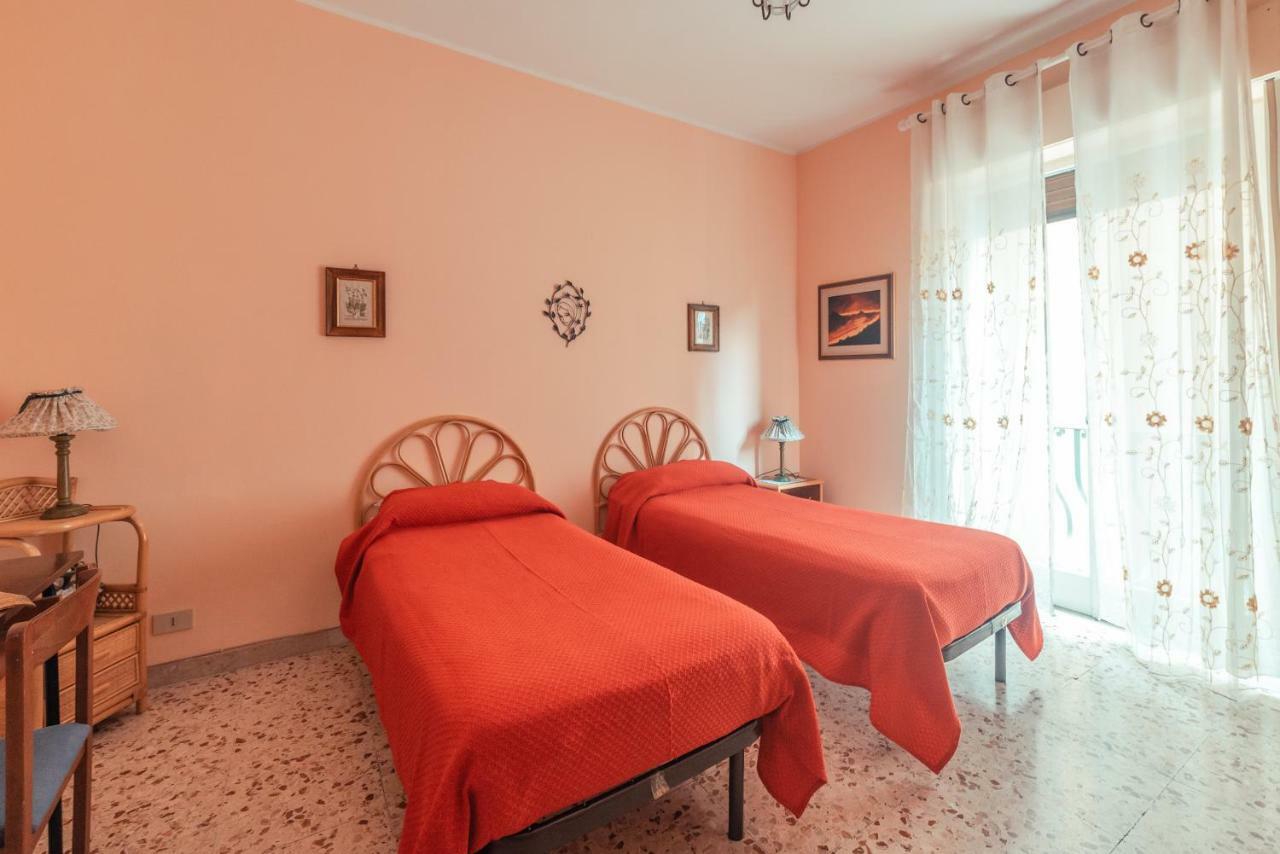 Theokles Apartment Taormina Exteriör bild